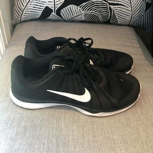 Nike In Season TR 6 Training and Running Shoes